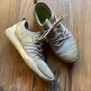 Nike Free Running Shoes Women’s Size 7.5